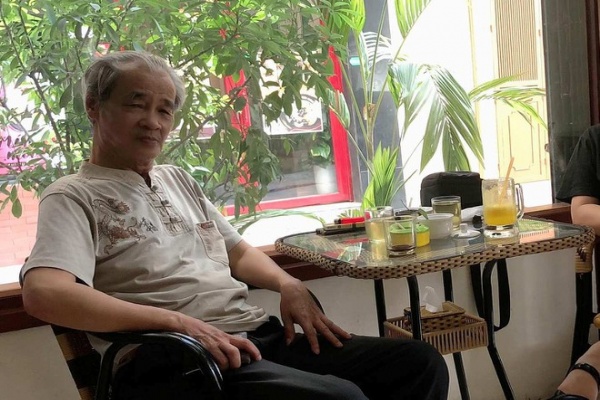 Nhà văn Xuân Đức viết “Người không mang họ” qua đời